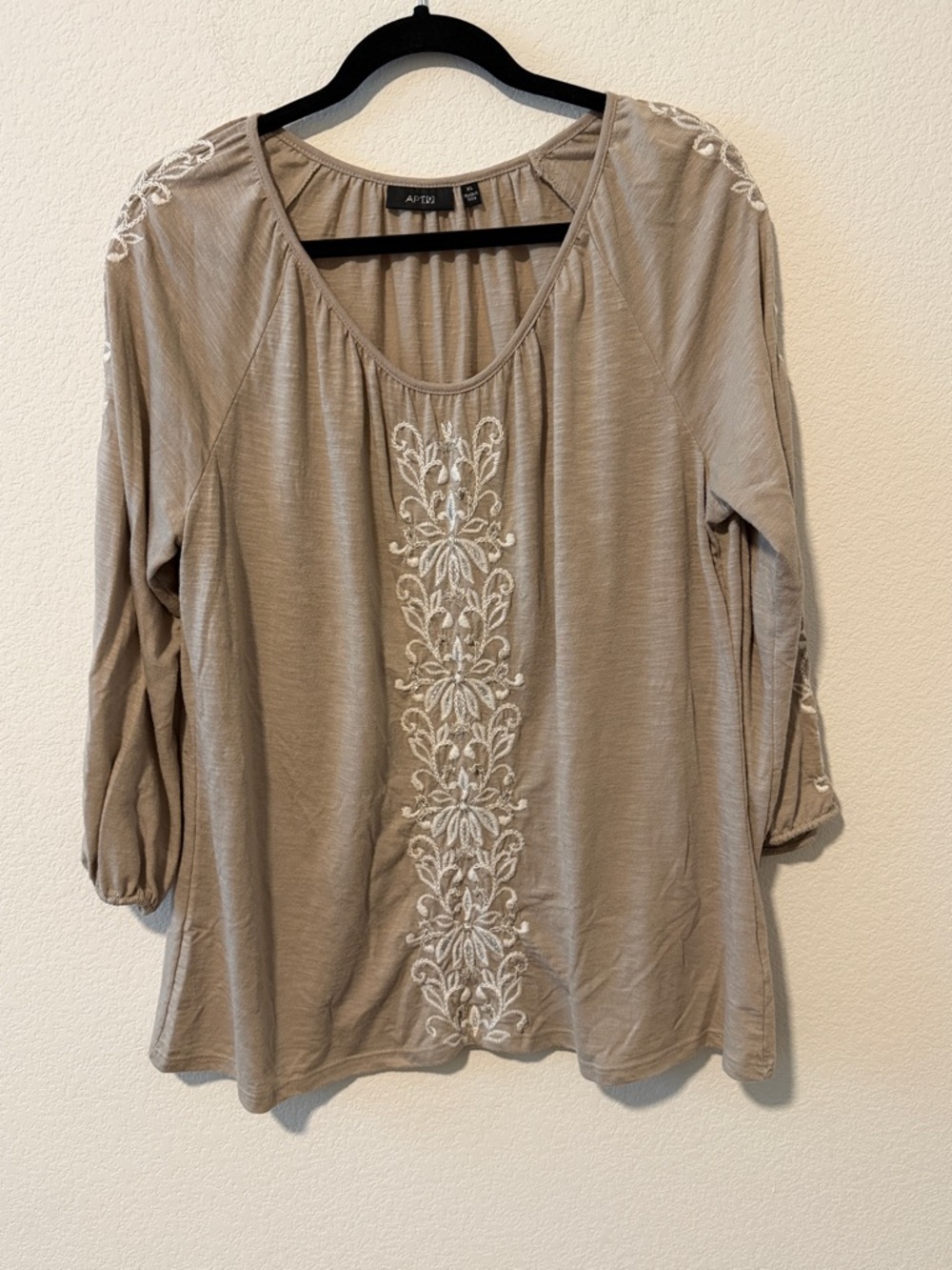 Women’s Taupe Scoop-Neck Tunic with White Floral Embroidery Boho Festival